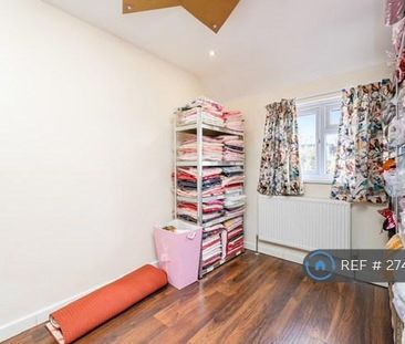 5 bedroom semi-detached house to rent - Photo 6