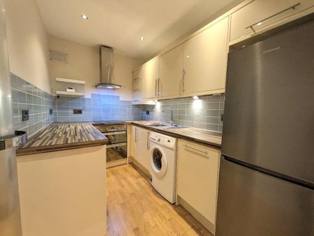 1 bedroom flat to rent - Photo 2