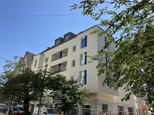 Neubau-Etagenwohnungen mit Fahrstuhl im Zentrum - Photo 1