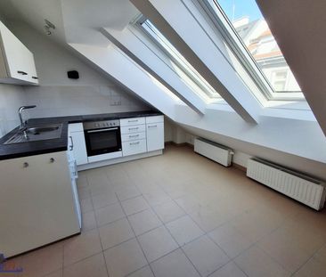 Helle 1.5 Zimmer Dachgeschosswohnung in 3.Bezirk ab sofort mieten - Photo 2