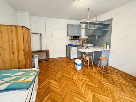 Kiadó átlagos állapotú lakás - Kecskemét - Fotó 5