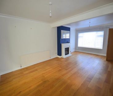 3 Bedroom Semi Detached To Let - Photo 3