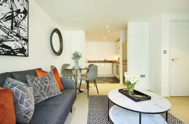 1 Bed Flat, Whitecroft, S1 - Photo 1