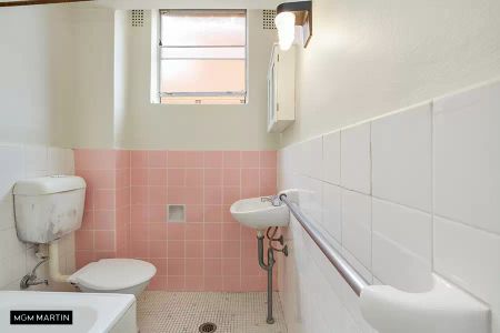 MGM MARTIN - SPACIOUS 1-BEDROOM APARTMENT IN PRIME LOCATION - Photo 5