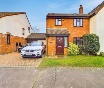 3 bedroom semi-detached house to rent - Photo 5