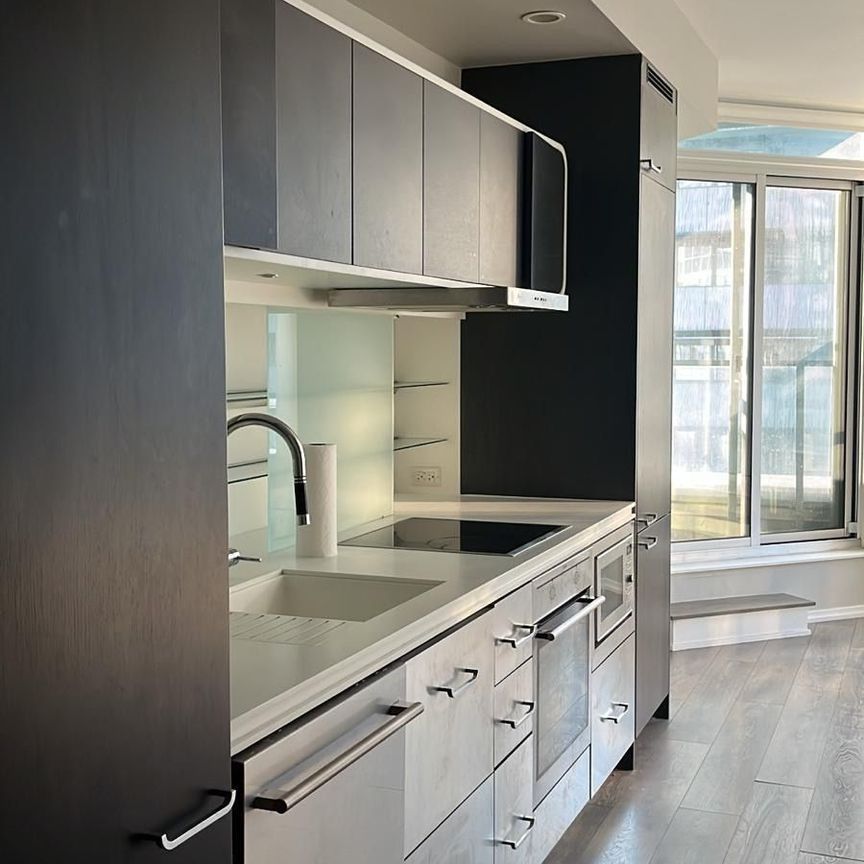 For Lease - 45 Charles Street Unit# 709, Toronto, Ontario - Photo 1