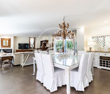 Exclusive villa for rent at the Golf Can Trabal - Photo 3