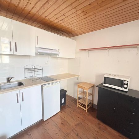 Location Appartement 2 pièces 42m² BORDEAUX 33000 - Photo 3