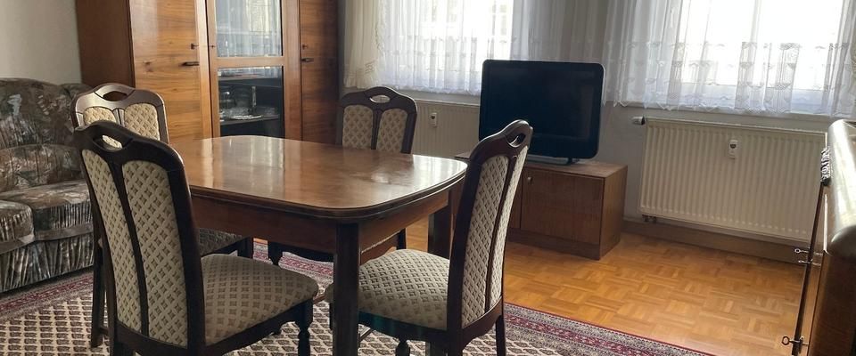 3-Raum Wohnung mit Küche teilmöbliert - Photo 1