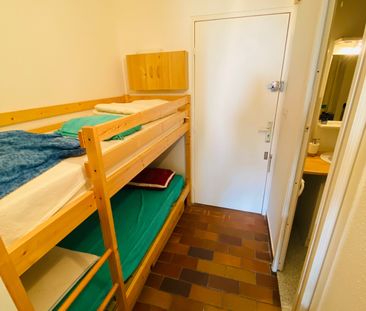 Location Appartement 1 pièce 25m² ST CYR SUR MER 83270 - Photo 1