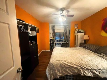 $1,699 / 2 br / 1 ba / 44 Spring st unit 1 - Photo 2