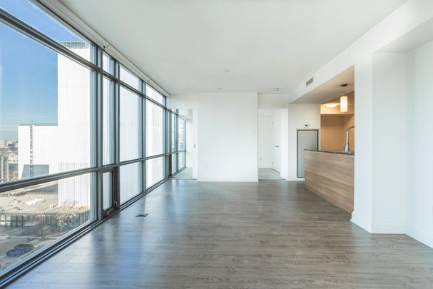 For Lease - 37 Grosvenor Street Unit# 1602, Toronto, Ontario - Photo 1