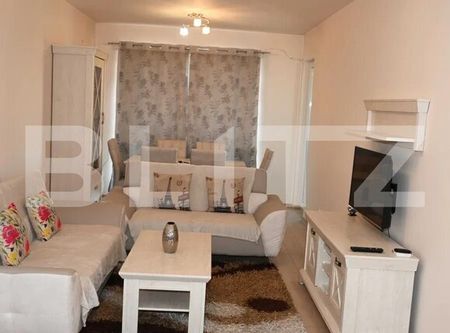 Apartament cu 2 camere, decomandat, 52 mp, Cartier Plopilor - Photo 2