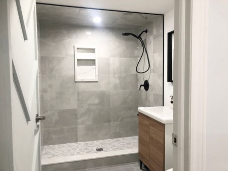 For Lease - 38 Wishing Well Drive Unit# C, Toronto, Ontario - Photo 3