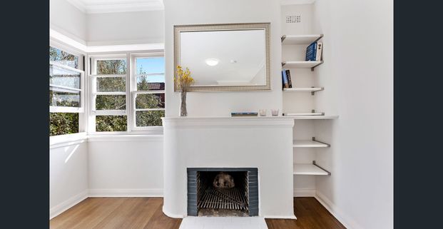 Charming large Art Deco Apartment - Photo 1