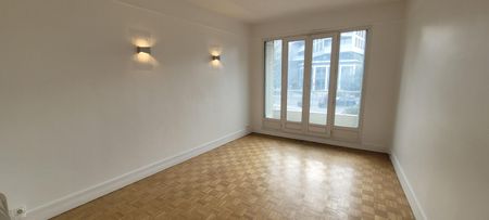 Location Appartement 2 pièces 47m² ISSY LES MOULINEAUX 92130 - Photo 2