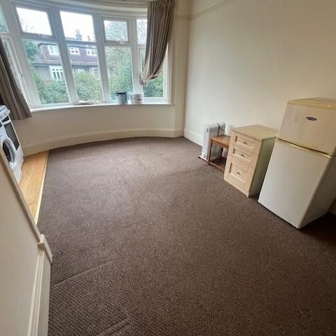 Studio to rent - Photo 1