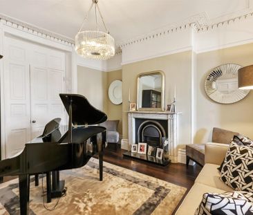 Crescent Terrace, Cheltenham GL50 3PE - Photo 5