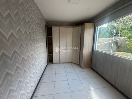 Apartamento com 2 quartos e 65m² para alugar em Aririú, Palhoça. - Foto 3