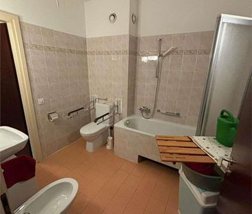 Miete Erdgeschosswohnung in Cassarate - Photo 1