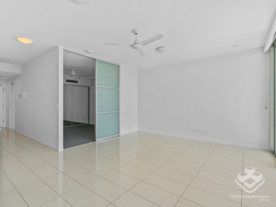 REFRESHED UNIT IN BROADWATER - Photo 1