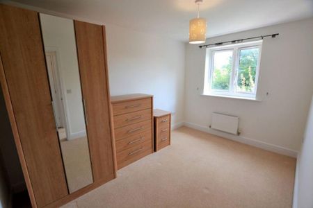 3 bedroom detached house to rent - Photo 5