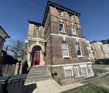 Shirley Lodge Mansions, Croydon, CR0 - Photo 3