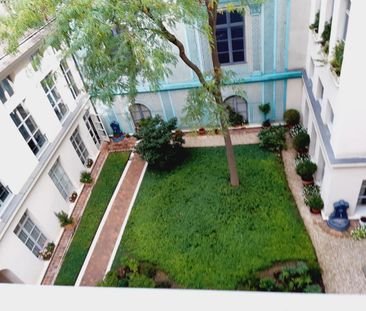 Paris IV rue des Guillemites - 2 Pièces avec PARKING en sus 129 - Photo 2