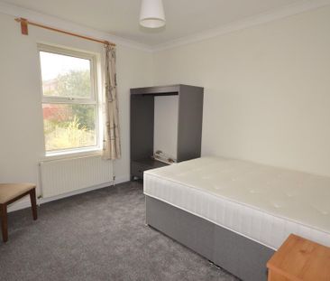 Bournemouth Frampton Road Winton, BH9, Dorset - Photo 4