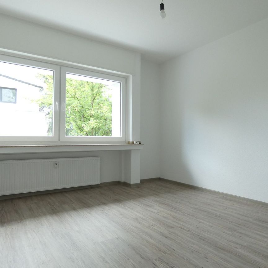 *** 3 Zimmer-Wohnung – Erdgeschoss mit Terrasse! *** - Photo 1
