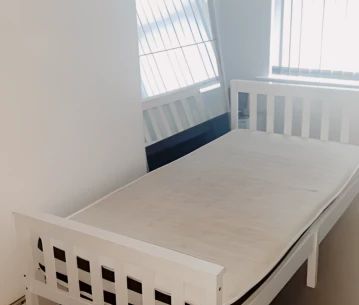 3 Bedrooms - Photo 3