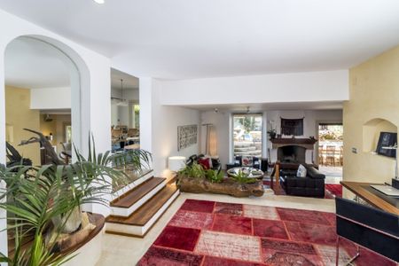 4 Bedroom Villa For Rent in Puerto Banús, Málaga - Photo 4