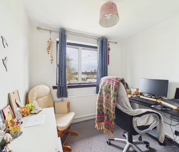 3 bedroom House in Manners Road, Reading - Photo 2