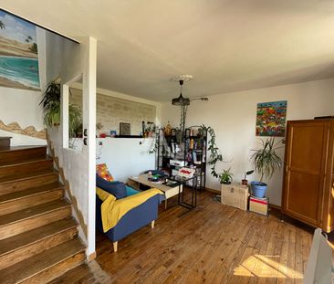 Location Maison 3 pièces 78m² FONTENAY LE COMTE 85200 - Photo 2