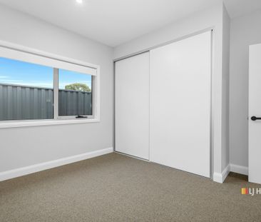 Unit 2/18 Jermyn Street, ULVERSTONE - Photo 4