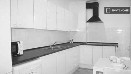 4 bedroom luxury Flat for rent in Alicante, Valencia - Photo 3