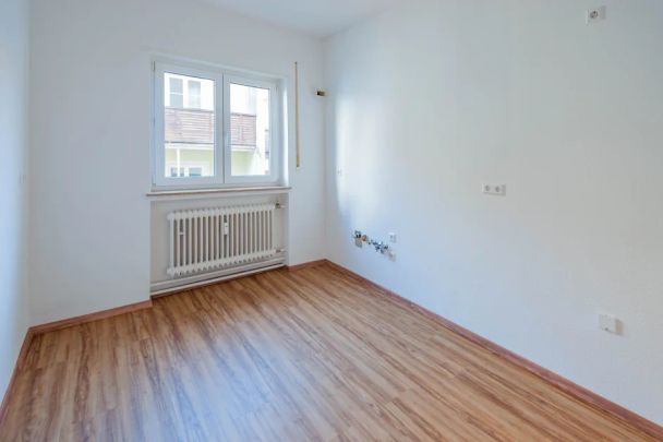 Kernsanierte 2-Zimmerwohnung in Isnys Altstadt - Photo 1