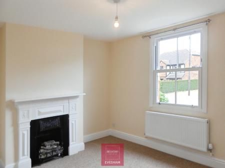 Winchcombe Road, Sedgeberrow, WR11 - Photo 4