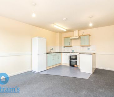 2 bed Apartment for Rent - Photo 2