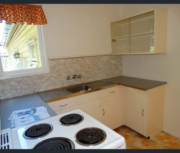 Location Location Location in Wynnum - Photo 3