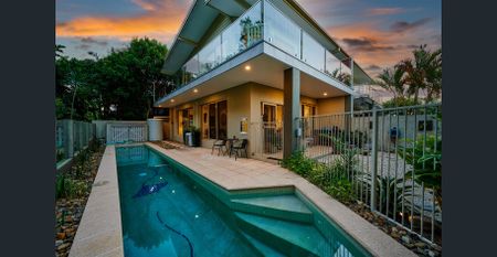 Luxury townhouse with pool beside beach - Photo 2