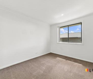 Modern Family Living, Minutes from Schools and Amenities - Photo 4
