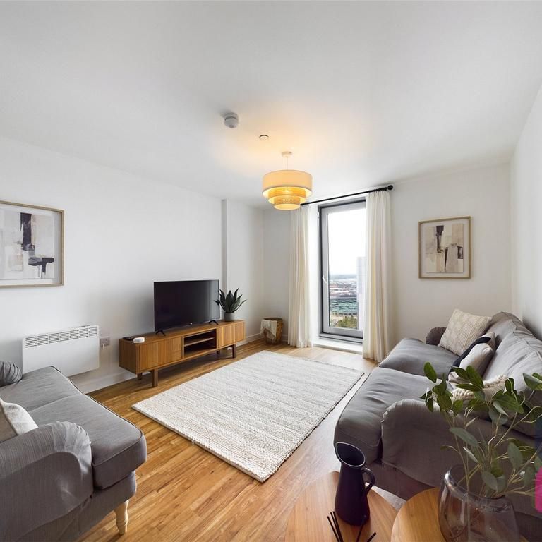 2 bedroom flat to rent - Photo 1