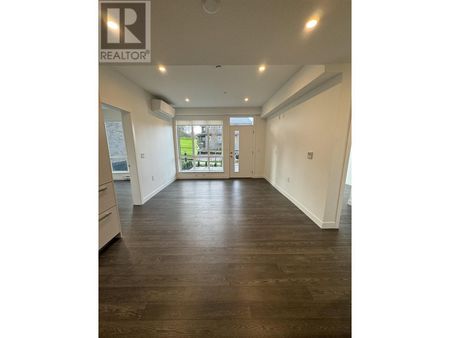 4080 LAUREL STREET, Vancouver, British Columbia - Photo 2