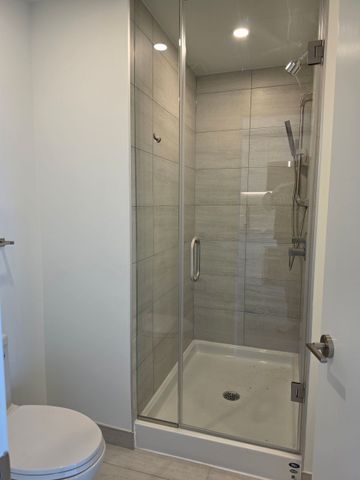 For Lease - 1 Fairview Road Unit# 806, Mississauga, Ontario - Photo 3