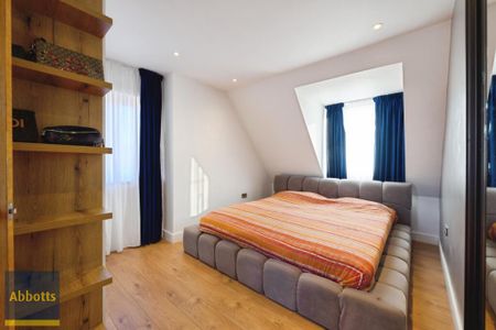 3 bedroom detached house to rent - Photo 3