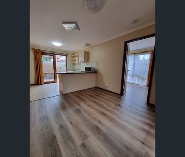 11a Curtis Court, Cranbourne, Vic 3977 - Photo 6