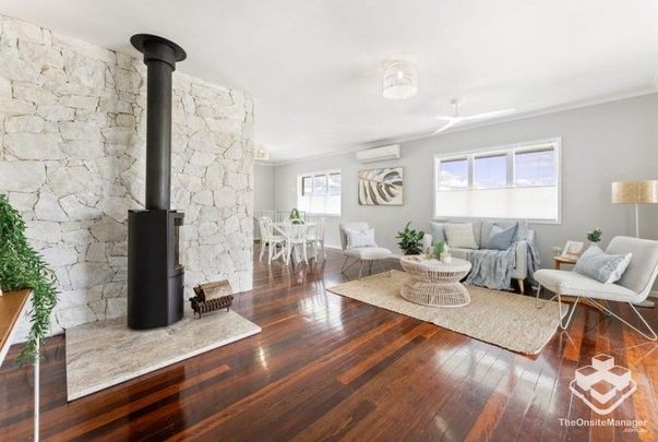 Stunning Family Home with City Views in the Heart of Stafford Heights! - Photo 1