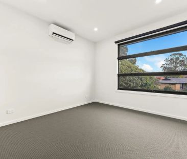 4/4 The Glen, Frankston VIC 3199 - Photo 2