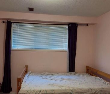 For Lease - 23 Westchester Drive, Kitchener, Ontario - Photo 6